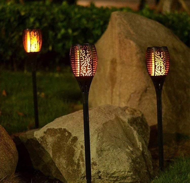 4 Pack IP65 Waterproof Garden Pathway LED Solar Torch Light with Flashing Flames