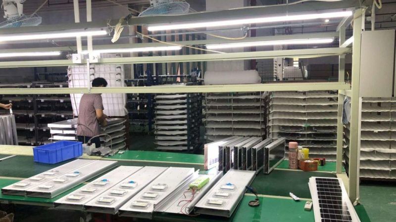 100W High Lumen Aluminum Alloy APP LiFePO4 Lithium Battery All in One LED Integrated Solar LED 100W Street Light