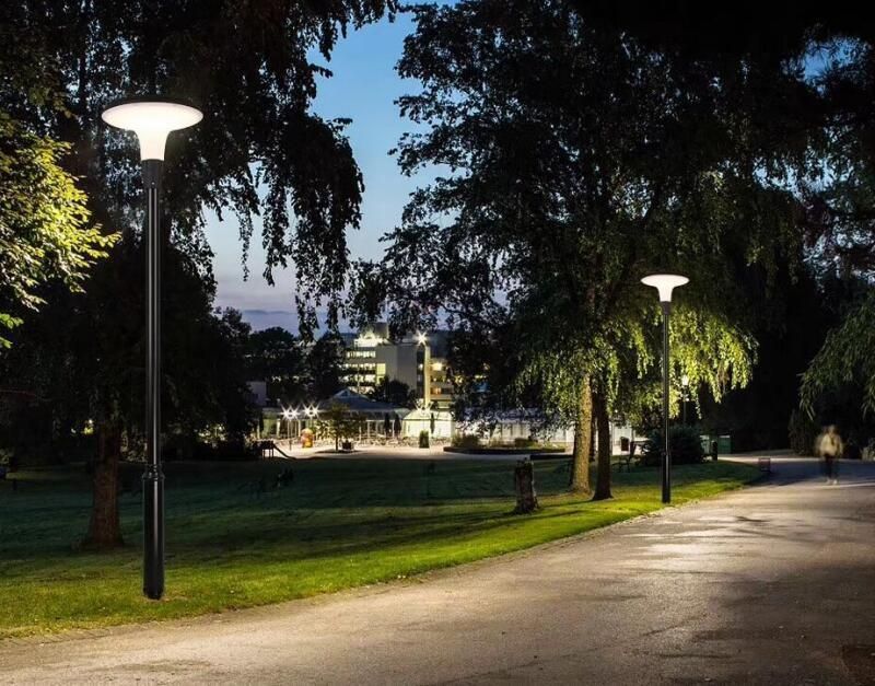 Warm White Solar LED Light for Parking 20W 30W Solar Plaza Light Garden Light