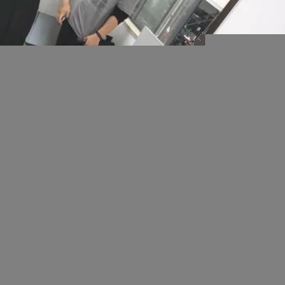 Small Desktop Plastic Injection Molding Machine Manufacturer