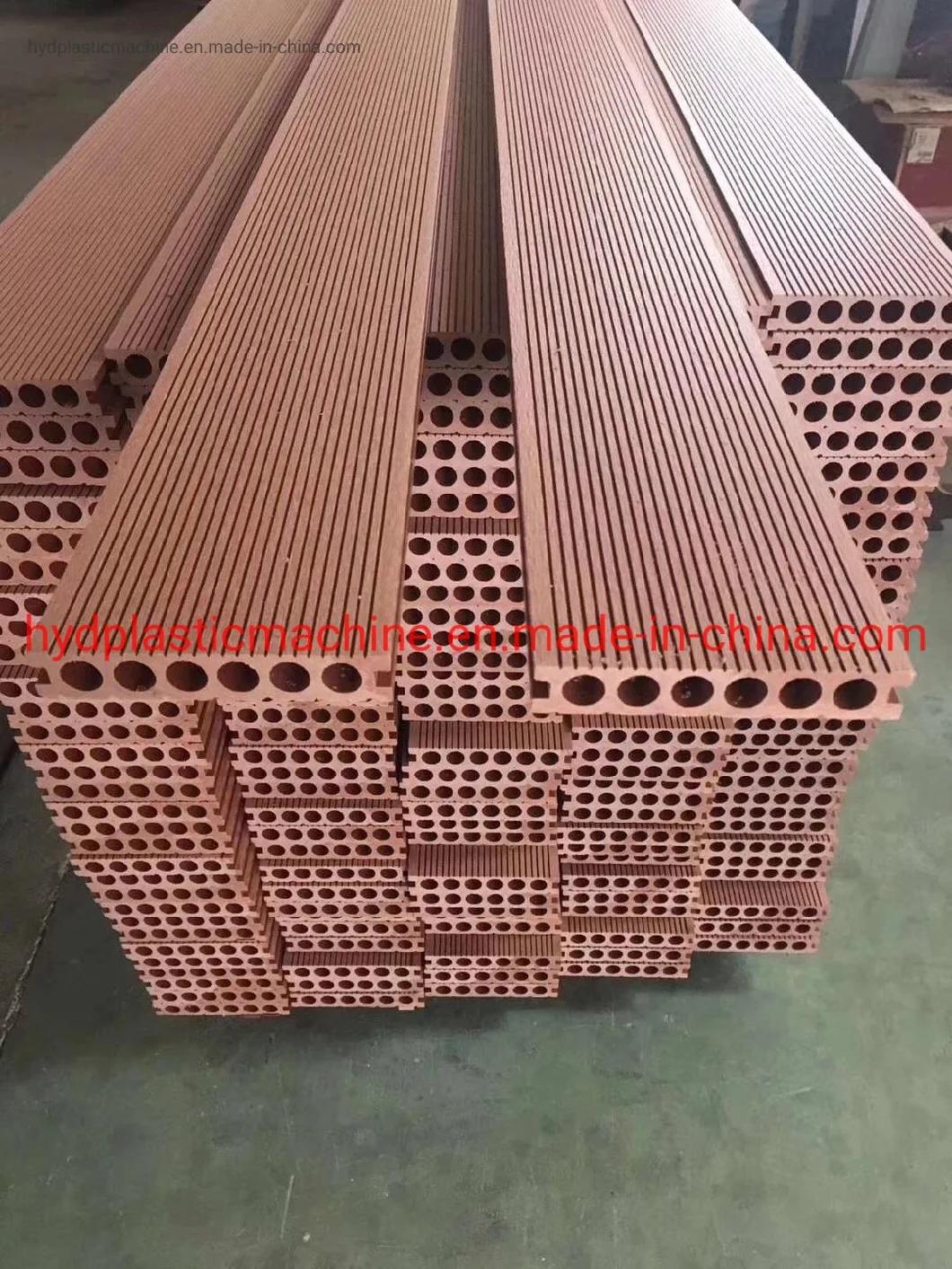 WPC Decking Plastic Wood Machine Plastic Extruders Production Line Manufacturer