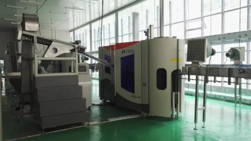 High Speed 4 Cavity Blowing Machine/ Automatic Blow Molding Machine
