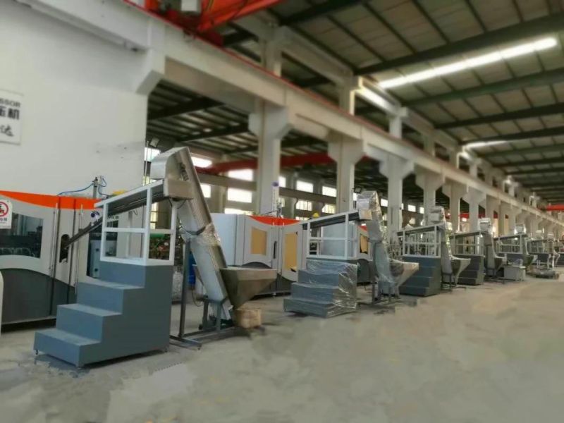 Fully Automatic Blow Molding Machine for Pet Bottles