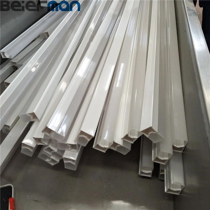 Sj50 Sj55 PC LED Double Color Half Shading Integrated Lampshade Single Screw Co-Extruder Machine Line PC Profile Making Production Line