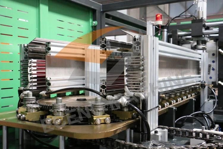 Economical Ycq-2L-2 Bottle Blow Moulding Machine