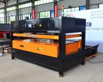 China Acrylic Signage Vacuum Forming/Making/Molding Machine