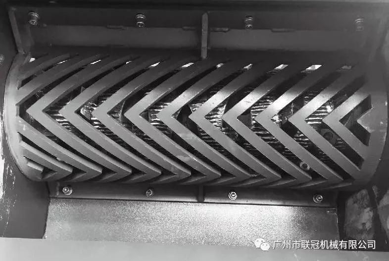PLC Control System Film Wood Woven Bags Paper Shredder