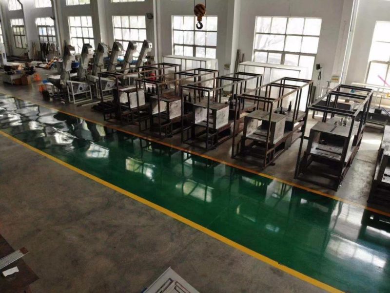 Energy Saving Pet Bottle Moulding Machine for Max 10L Bottles
