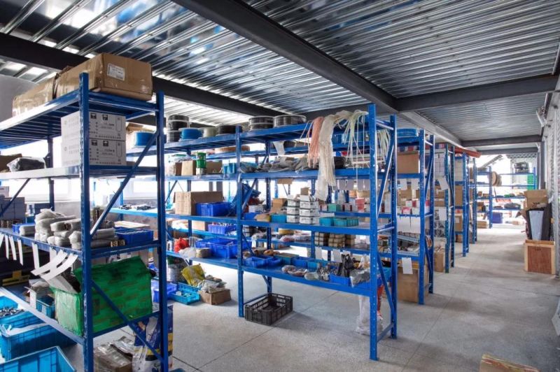 Water Bottles/Oil Bottles Semiautomatic Blow/Blowing Moulding/Molding Machine/Plastic Machinery/Plastic Machine/Plastic Injection Molding Machine with CE