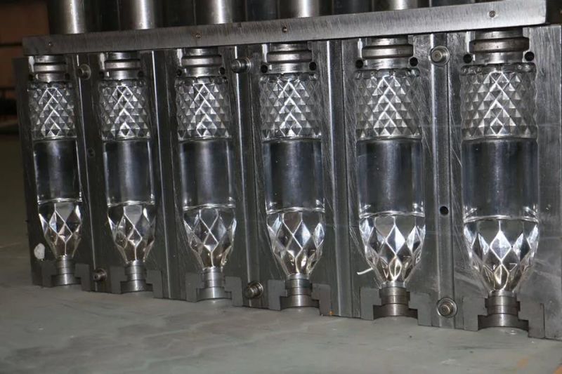 6 Cavities Pet Bottle Blow Mould Machinery (Q9000)