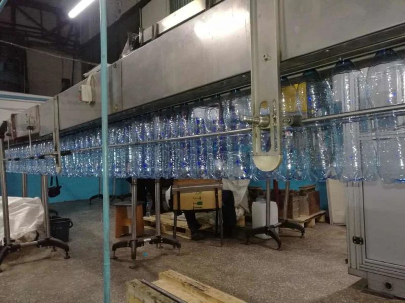 Efficient Plastic Bottle Blow Molding Machine Save Energy