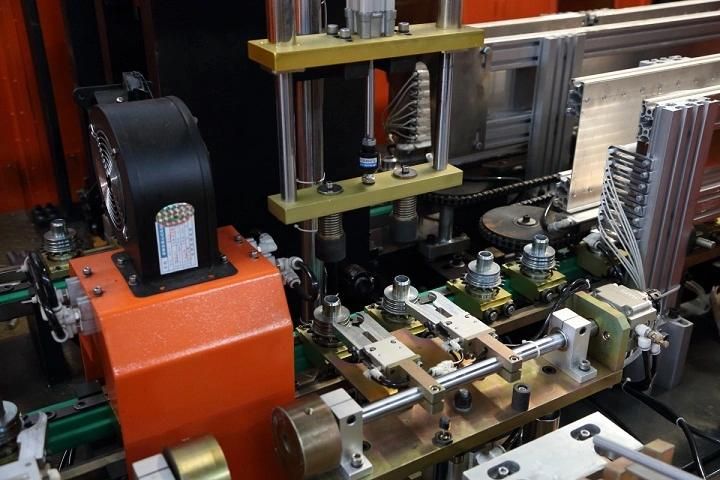 4 Cavity Bottle Making Machine