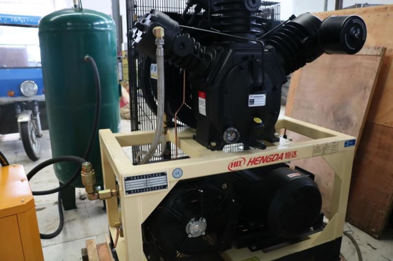Semi Automatic 4 Cavity Blowing Machine