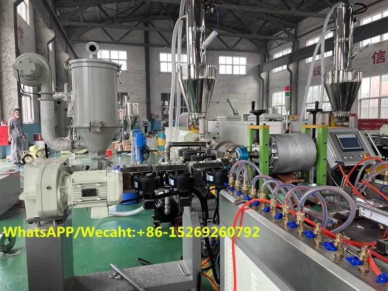 Wood Plastic Composite Process Machine Outdoor WPC Decking Production Machine
