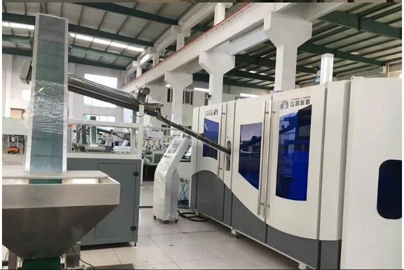13000bph 8cavity Pet Blowing Machine