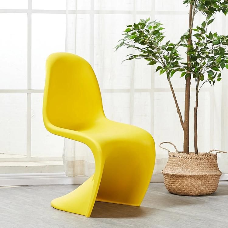 2022 Luxury Modern Chair in Polypropylene Outdoor Restaurant Cafe Plastic Chair Dining Room Set Dinner Chairs