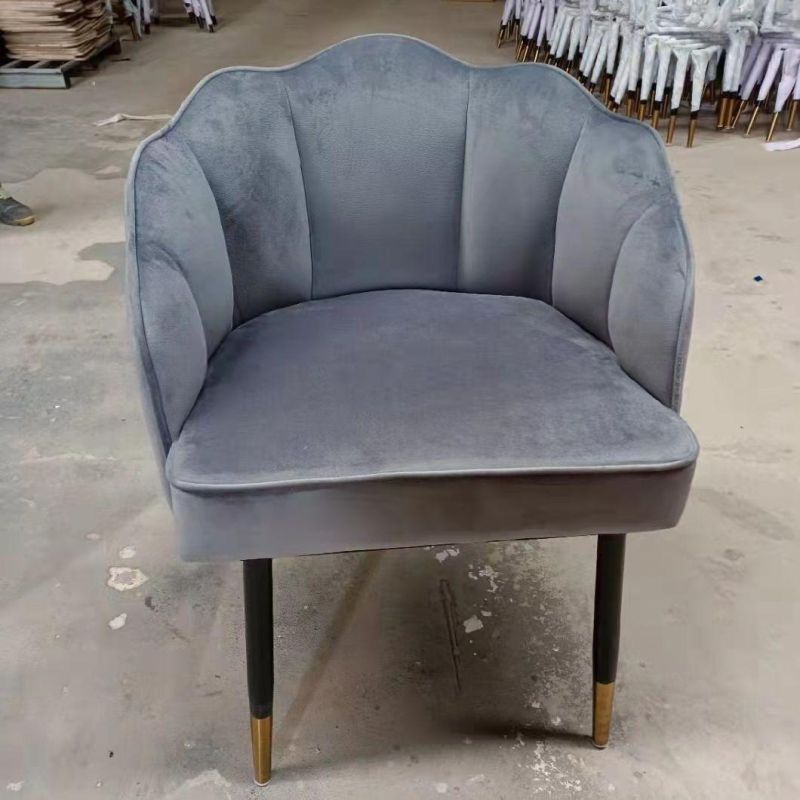 Wholesale Manger Style Combination Table Chairs Set