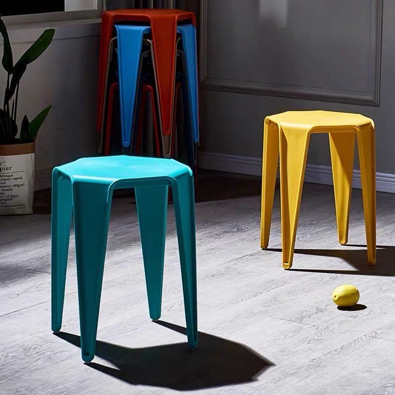 Cheap High Quality Plastic Small Square Stool Stocked Chair