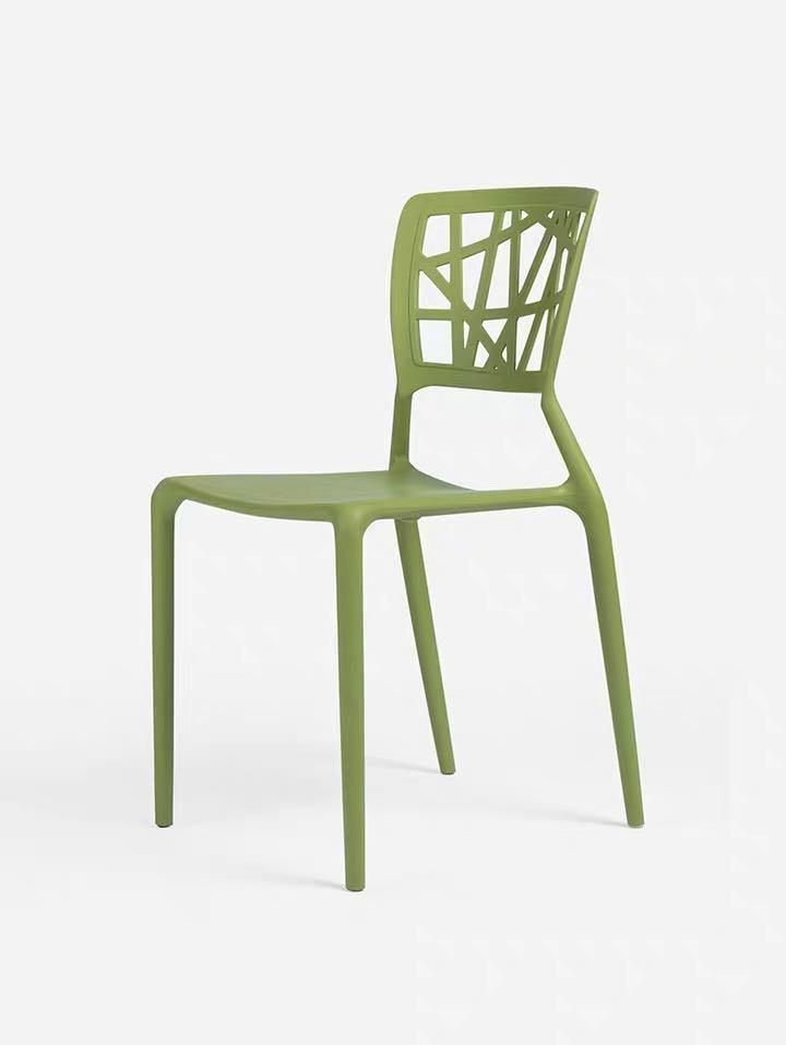 China High Quality Back Breathable Colorful Dining Stackable Plastic Chairs