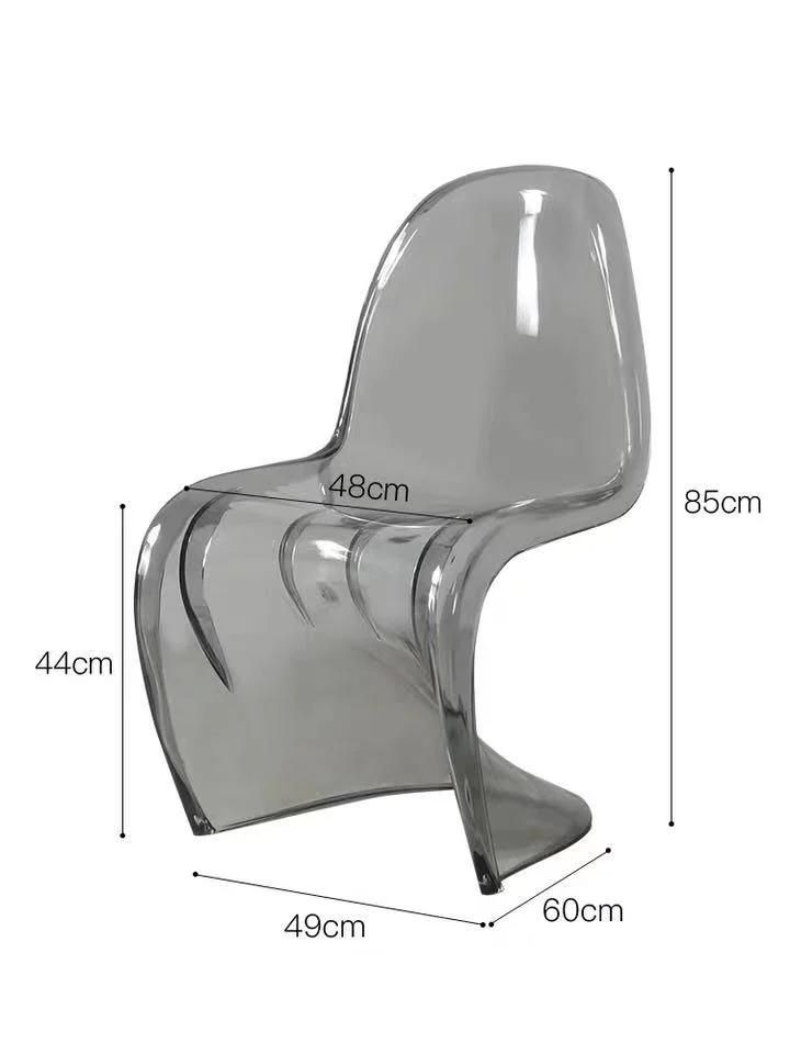Wholesale Artist Customized Color Horn Dining Plastic Outdoor Chair
