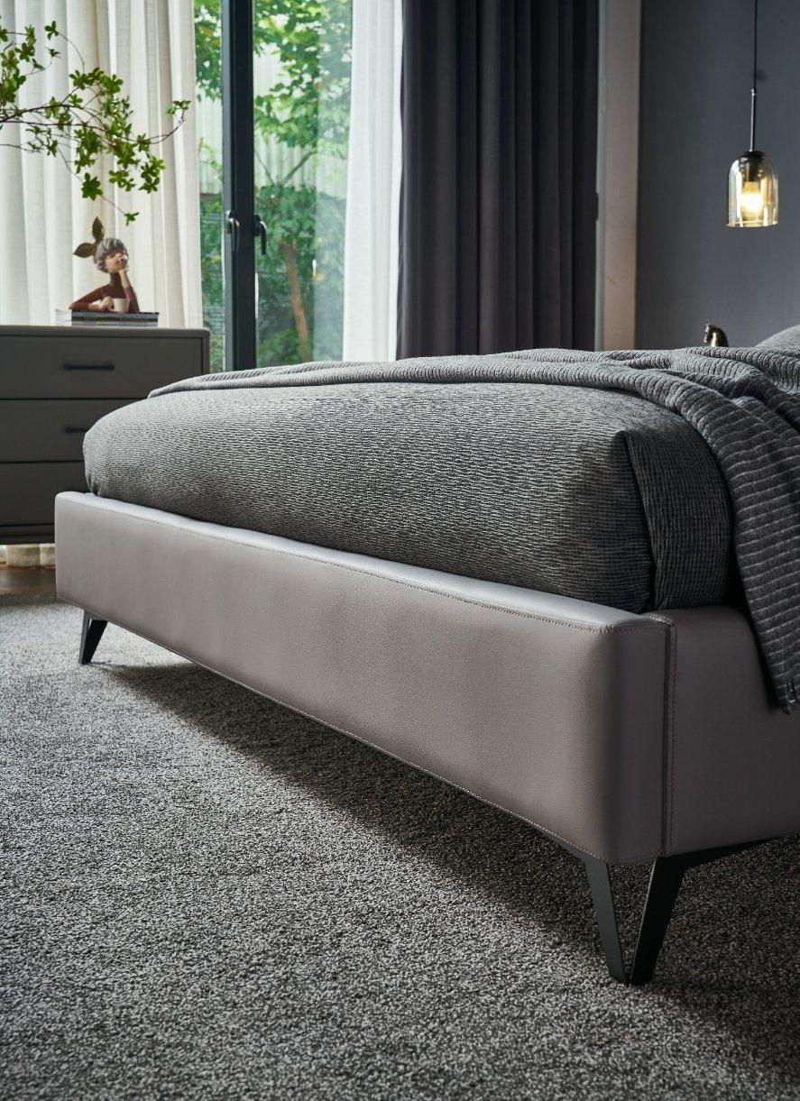 Italy Style Modern Leather Bed King Size Bed Double Bed for Home and Hotel Use a-GF011