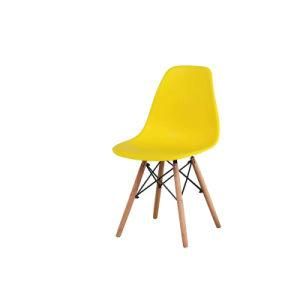 Cheap Modern Colored Popular PP Plastic Chairs with Wooden Legs