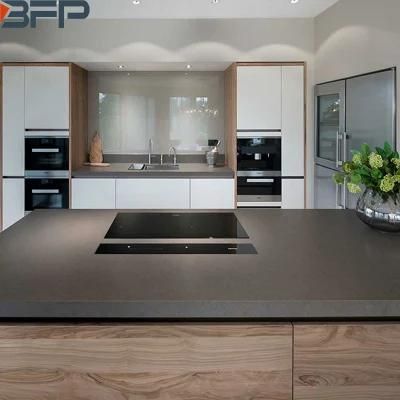 Modern Lacquer Wood Veneer Glass Customized Kitchen Furniture Design with Big Island