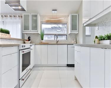Nordic Style Aisle Shaped Glossy Integrated MDF PVC Kitchen Cabinet Furniture