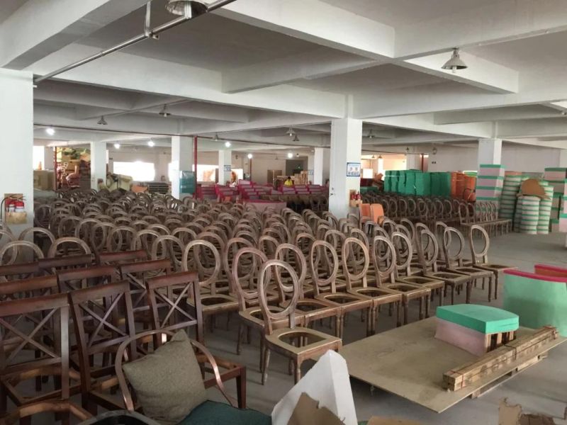 Luxury Chinese Customized Wooden Restaurant Hotel Bedroom Furniture with Fabric Headboard for Gulf Area