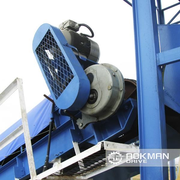 High Performance 1: 10 Ratio Hard Iron Steel ATA Series Shaft Mounted Gearbox