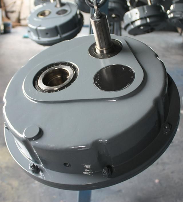 High Performance 1: 10 Ratio Hard Iron Steel ATA Series Shaft Mounted Gearbox