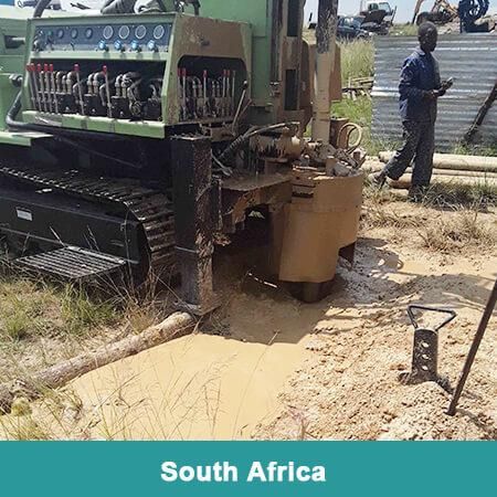 Hf300y Crawler Type Water Well Drilling Equipment with Air Compressor