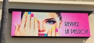 Huidu Control 1792X896mm P4 Outdoor LED Display Video Text Function IP65 Front Service Iron Cabinet