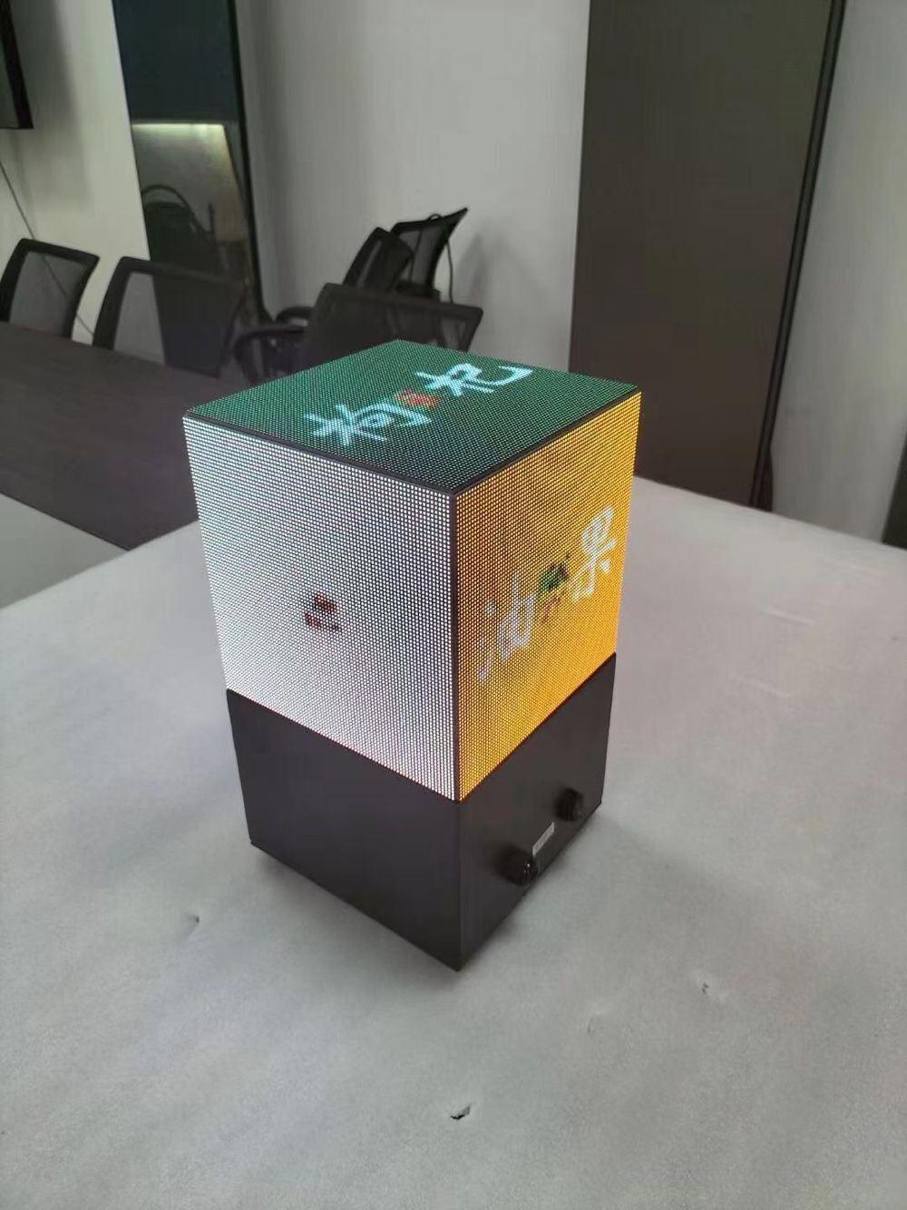 WiFi Control Waterproof Outdoor 5side P2.5 200mm*200mm Cube LED Display