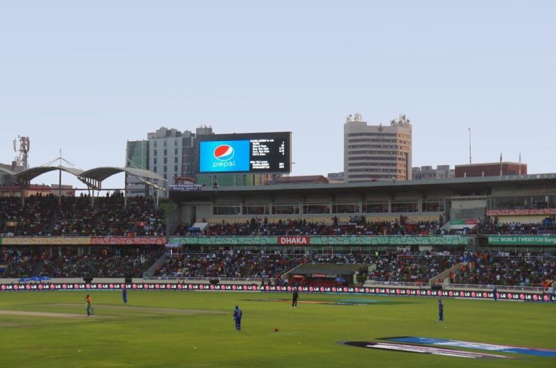 P8 Ce Outdoor LED Advertising Perimeter Display for Football Court