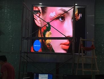 100000 Hours Fws Die-Casting Aluminum Cabinet+ Flight Case LED Screen Display with CCC